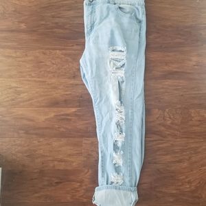 Cover girl light wash Jean's with holes